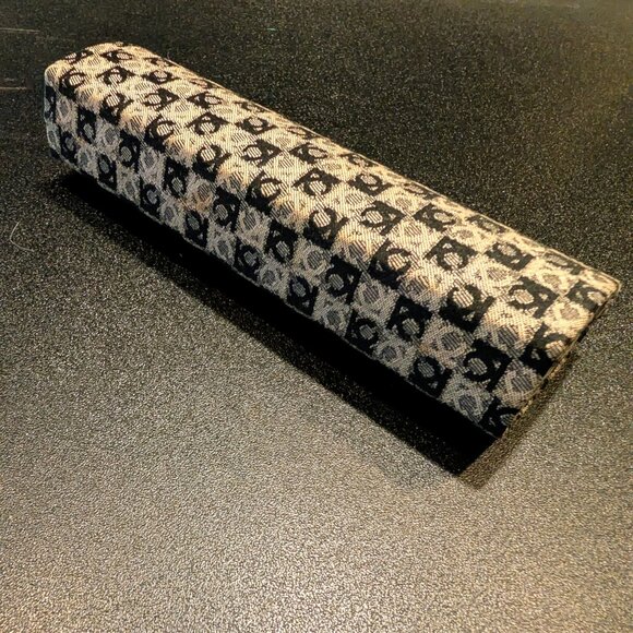 LIZ CLAIBORNE Designer Monogram Eye / Sun Glass Case - EVC - Picture 9 of 11